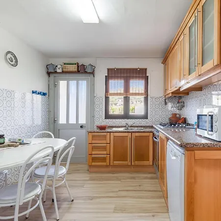 Casa Da Varzinha * أدوس كونهادوس